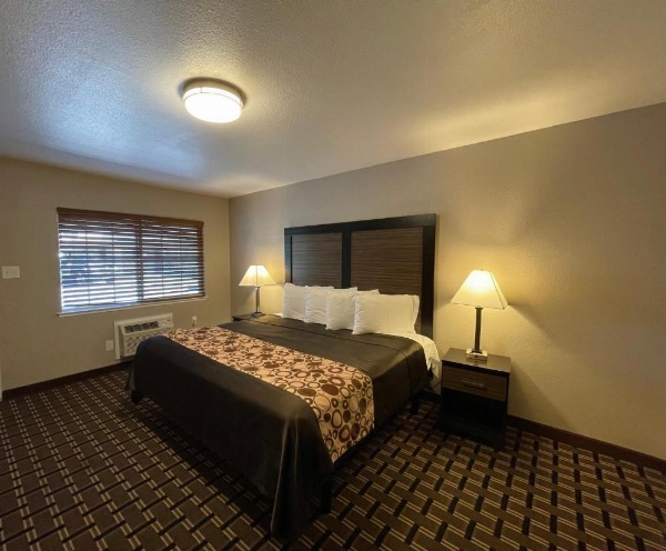 Beverly Lodge image 13