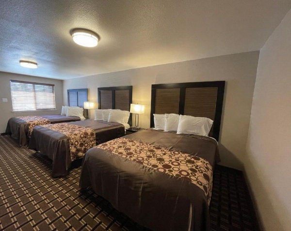 Beverly Lodge image 24